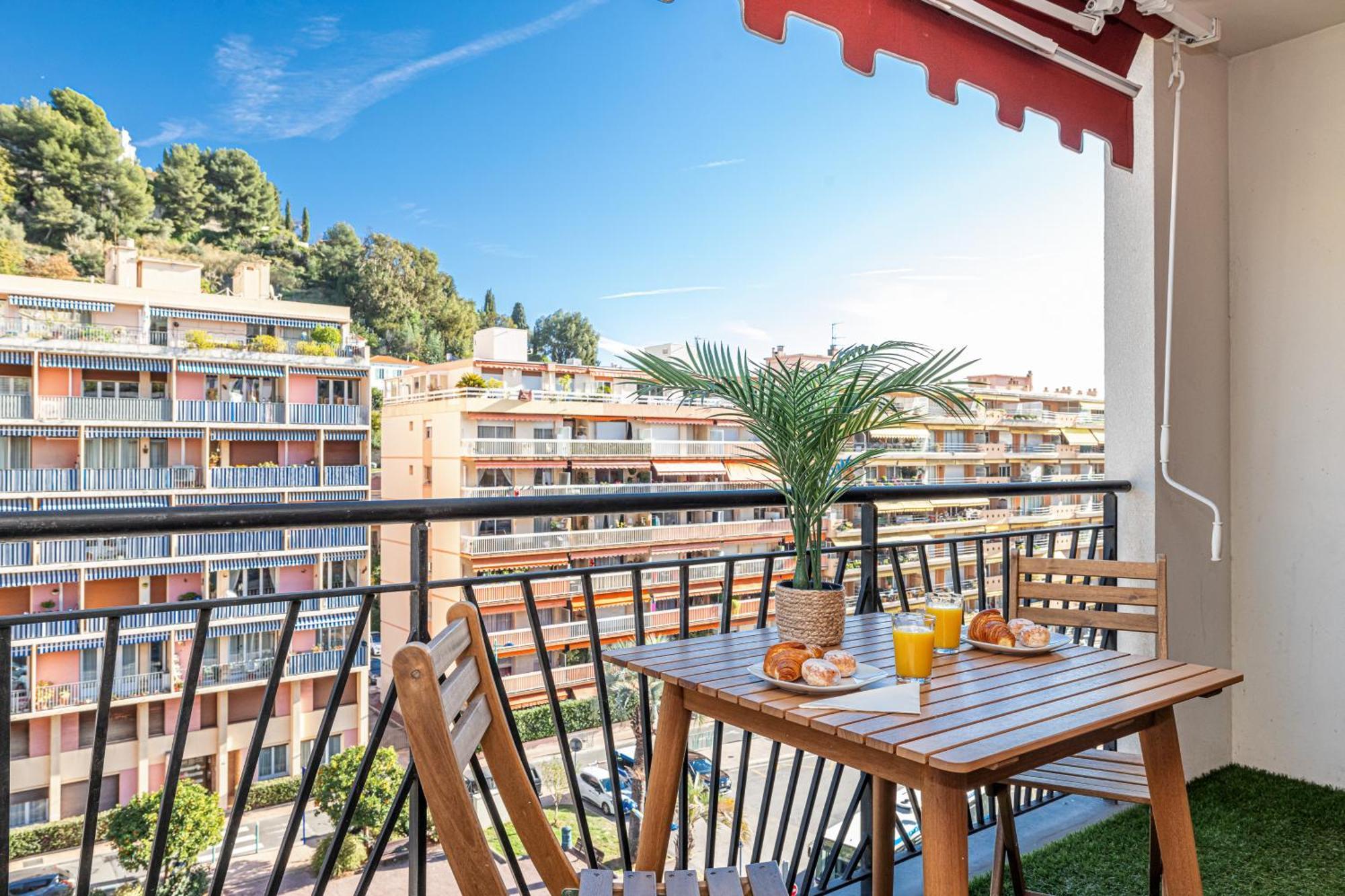 Intercontinental Superbe Appartement Avec Piscine マントン エクステリア 写真