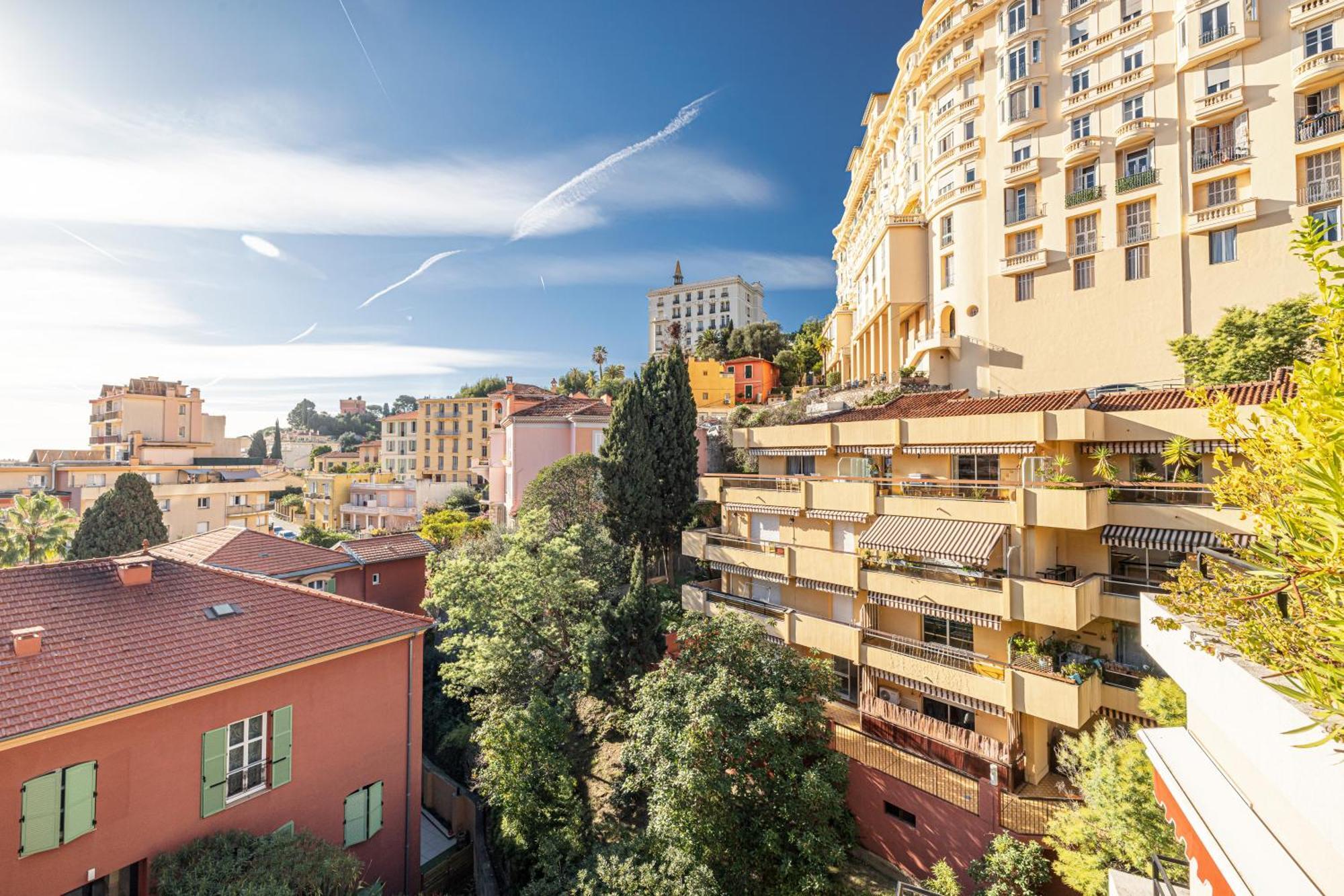 Intercontinental Superbe Appartement Avec Piscine マントン エクステリア 写真