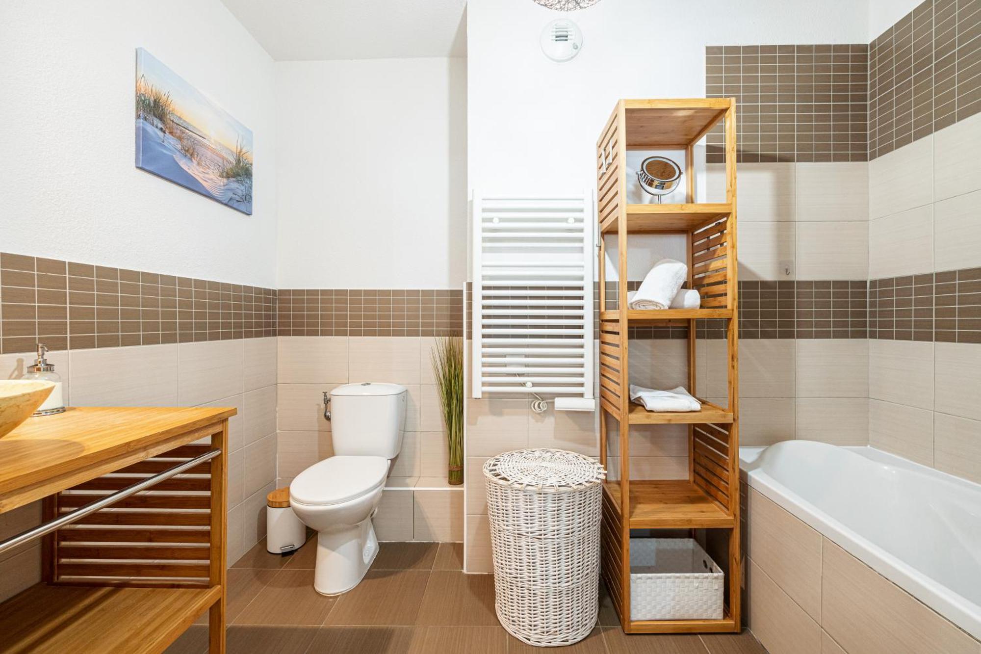 Intercontinental Superbe Appartement Avec Piscine マントン エクステリア 写真