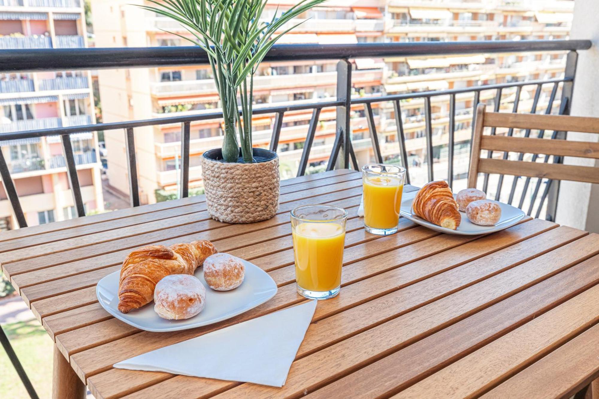Intercontinental Superbe Appartement Avec Piscine マントン エクステリア 写真