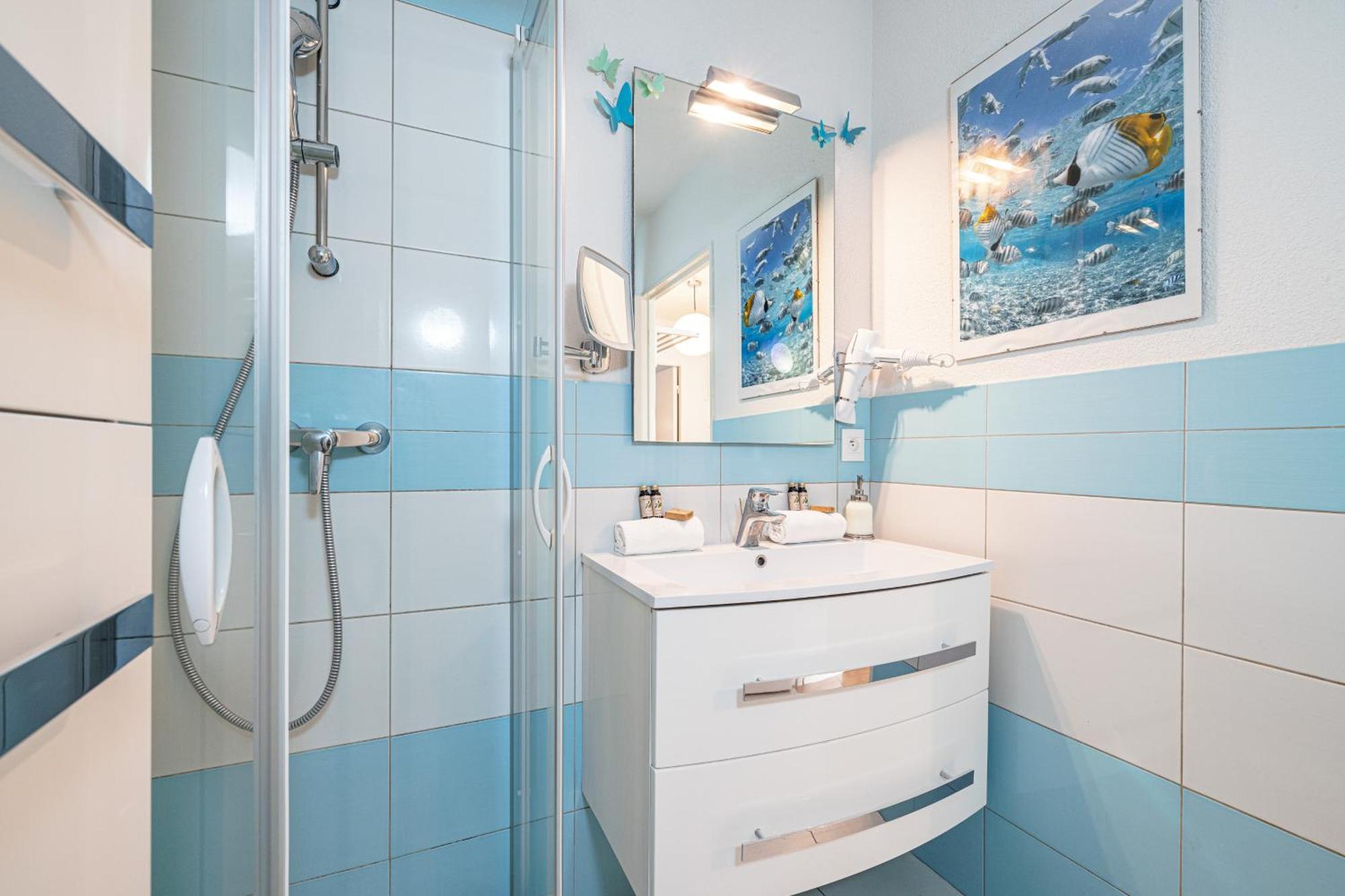 Intercontinental Superbe Appartement Avec Piscine マントン エクステリア 写真